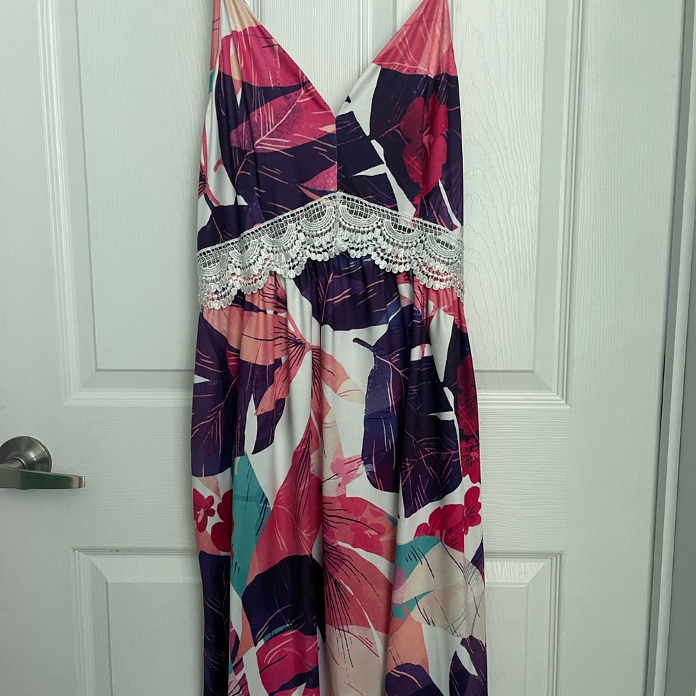 Like new multicolor short summer dress
